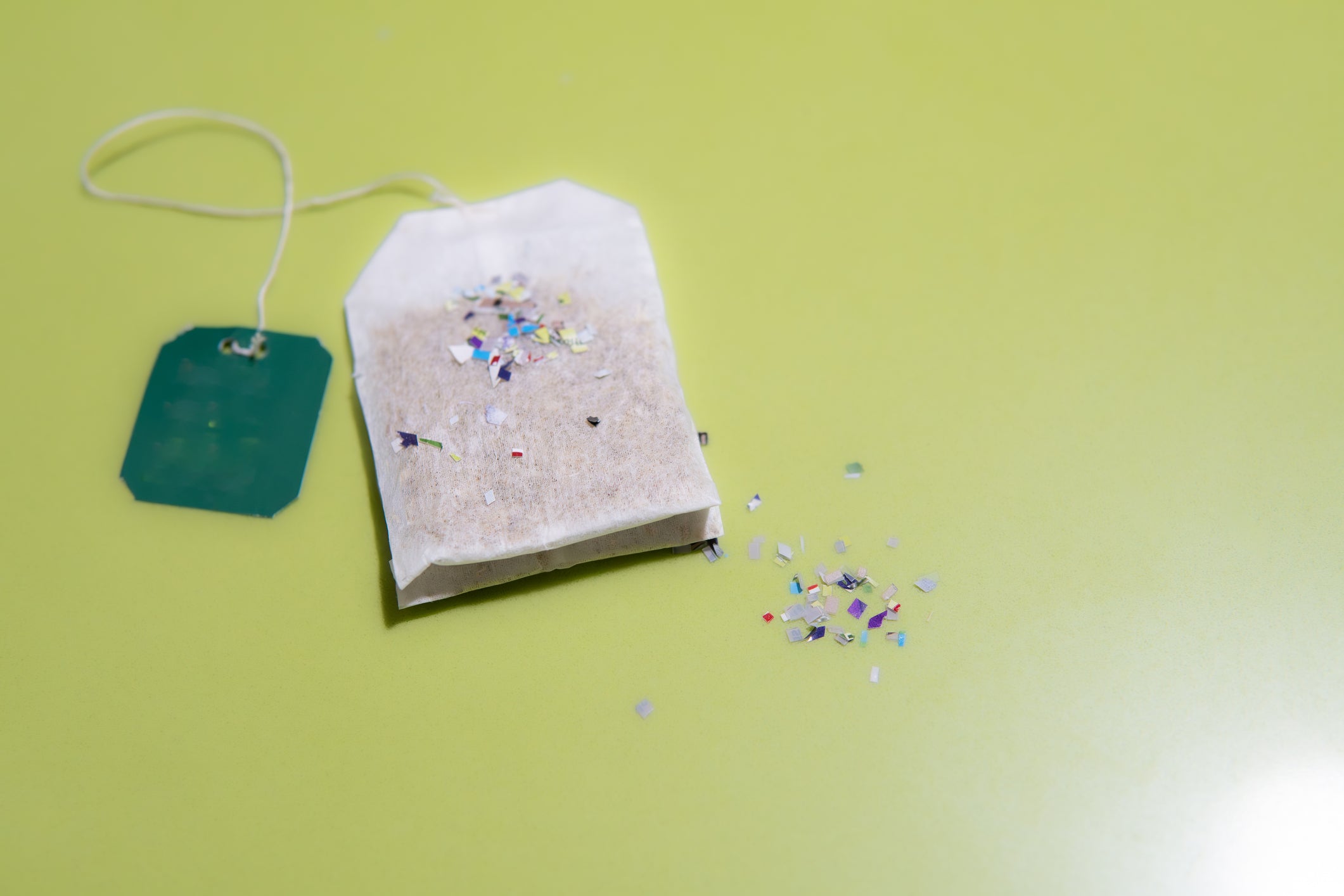 How To Avoid Microplastics in Tea Bags: Risks of Commercial Teabags Explained